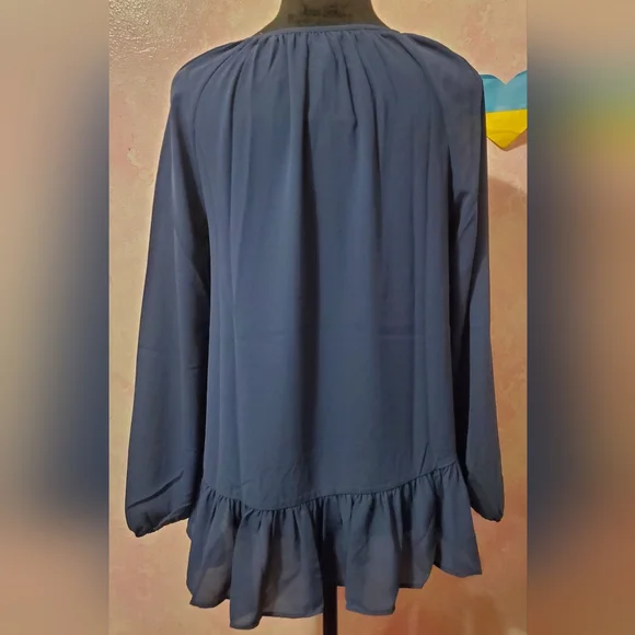 Lilly Pulitzer Navy Blue Blouse with Ruffle Hem - Picture 3 of 4